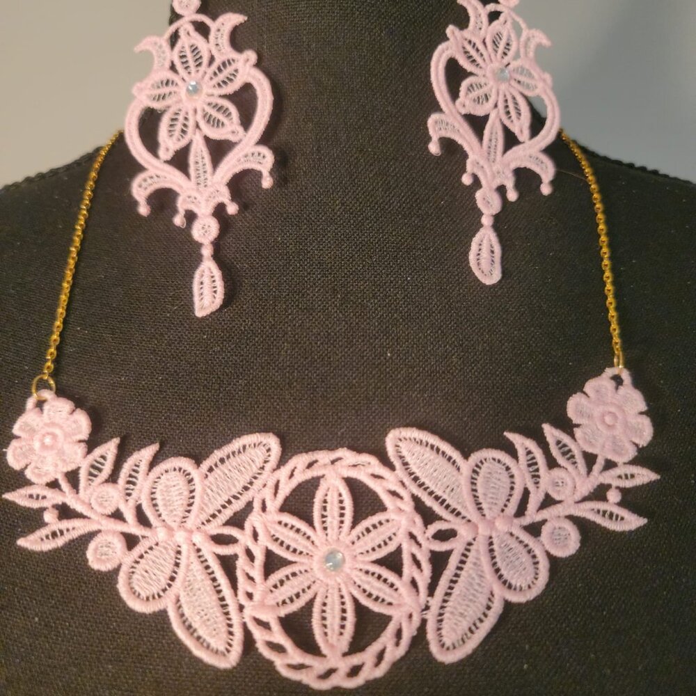 PINK Lace bridal-formal Jewelry Necklace and earrings Hand Made